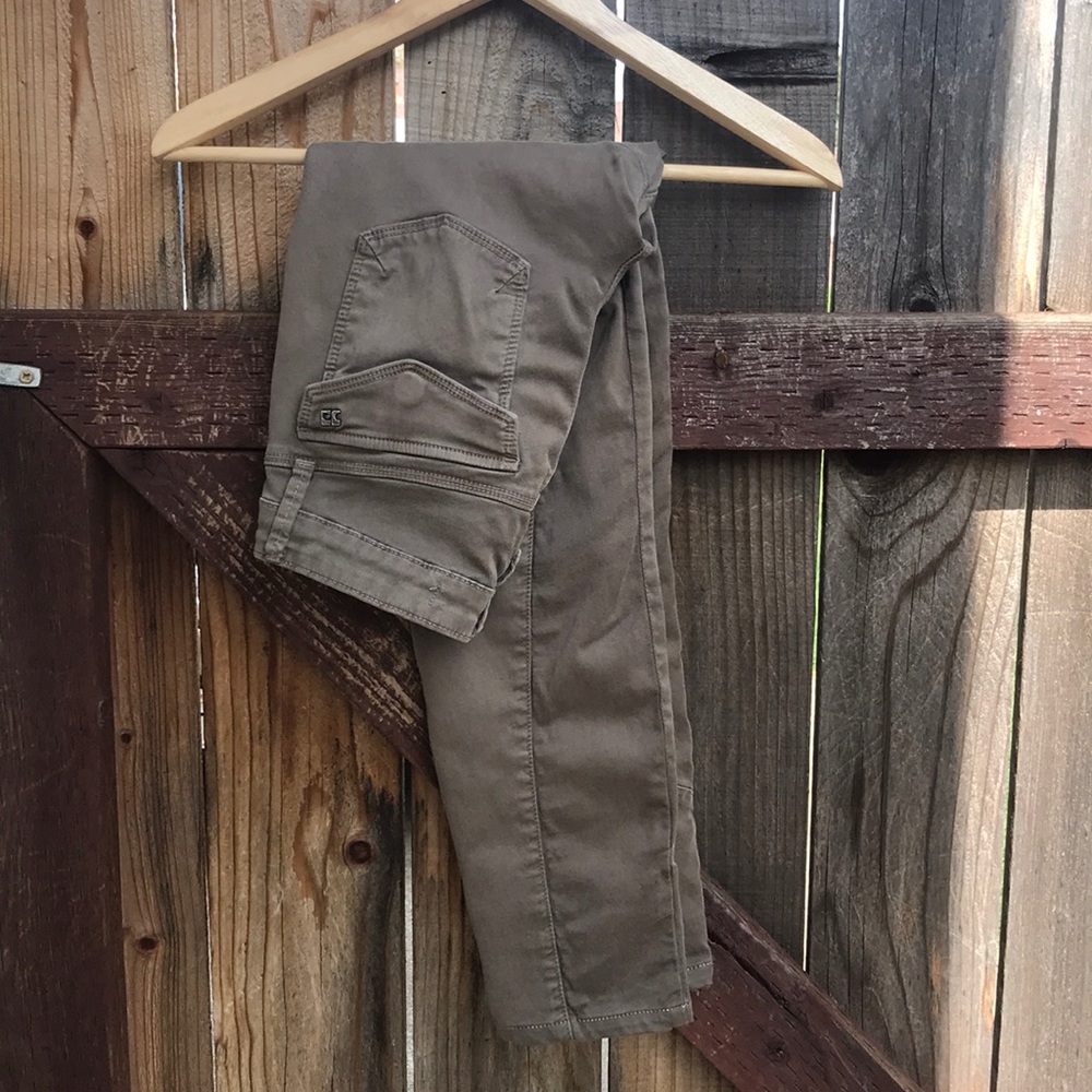 Joe’s Military Chelsea Skinny